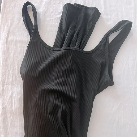 OQQ Yoga Ribbed jumpsuit in Small - Picture 3 of 7